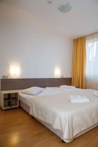 Апарт-отели Mountain Paradise by the Walnut Trees Aparthotel Банско Апартаменты с 1 спальней-5