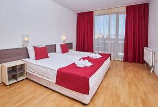 Апарт-отели Mountain Paradise by the Walnut Trees Aparthotel Банско Апартаменты с 2 спальнями-1