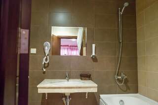 Апарт-отели Mountain Paradise by the Walnut Trees Aparthotel Банско Апартаменты с 2 спальнями-5